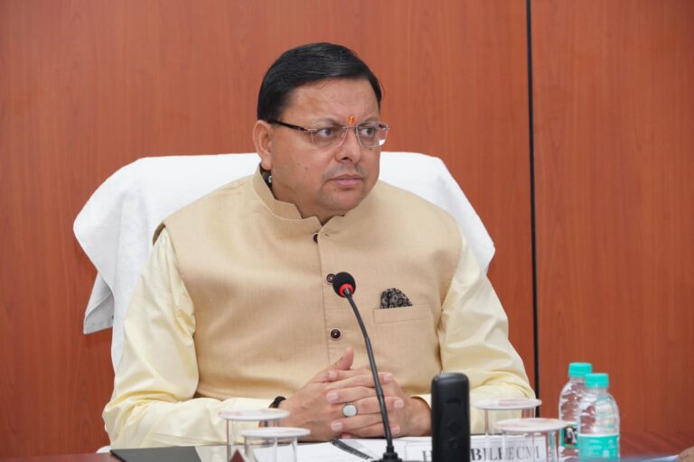 Chief Minister Dhami requested the Union Road Transport and Highways Minister for cooperation in the reconstruction of roads
