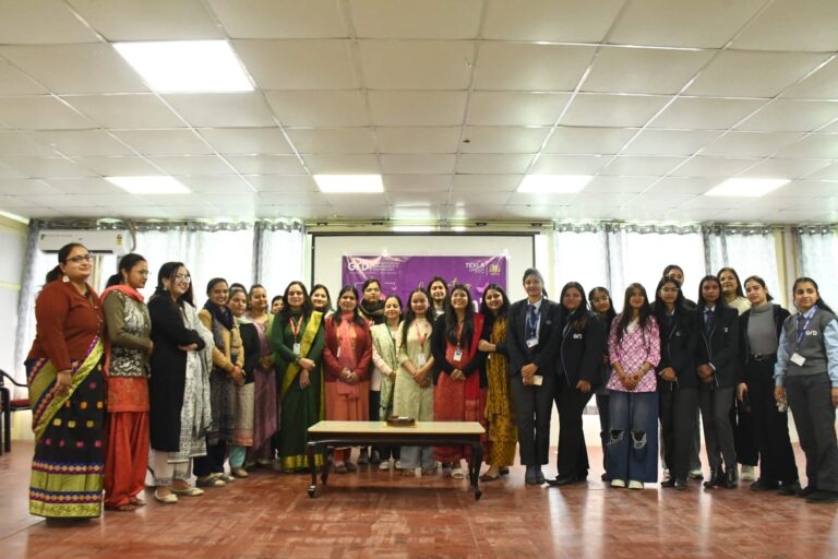 जीआरडी कॉलेज में धूम धाम से मनाया गया अंतरराष्ट्रीय महिला दिवस