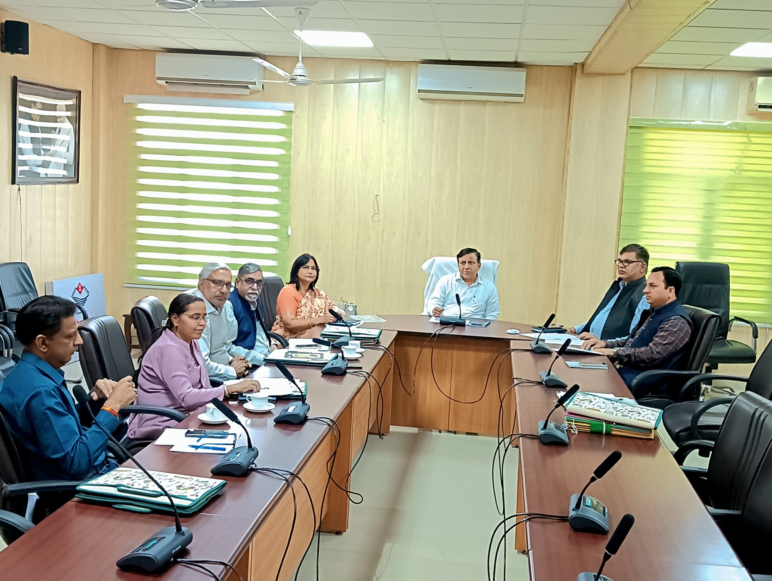 पत्रकार कल्याण कोष एवं मुख्यमंत्री पत्रकार सम्मान पेंशन योजना की समिति की बैठक आयोजित, कुल 11 प्रकरणों पर किया गया विचार