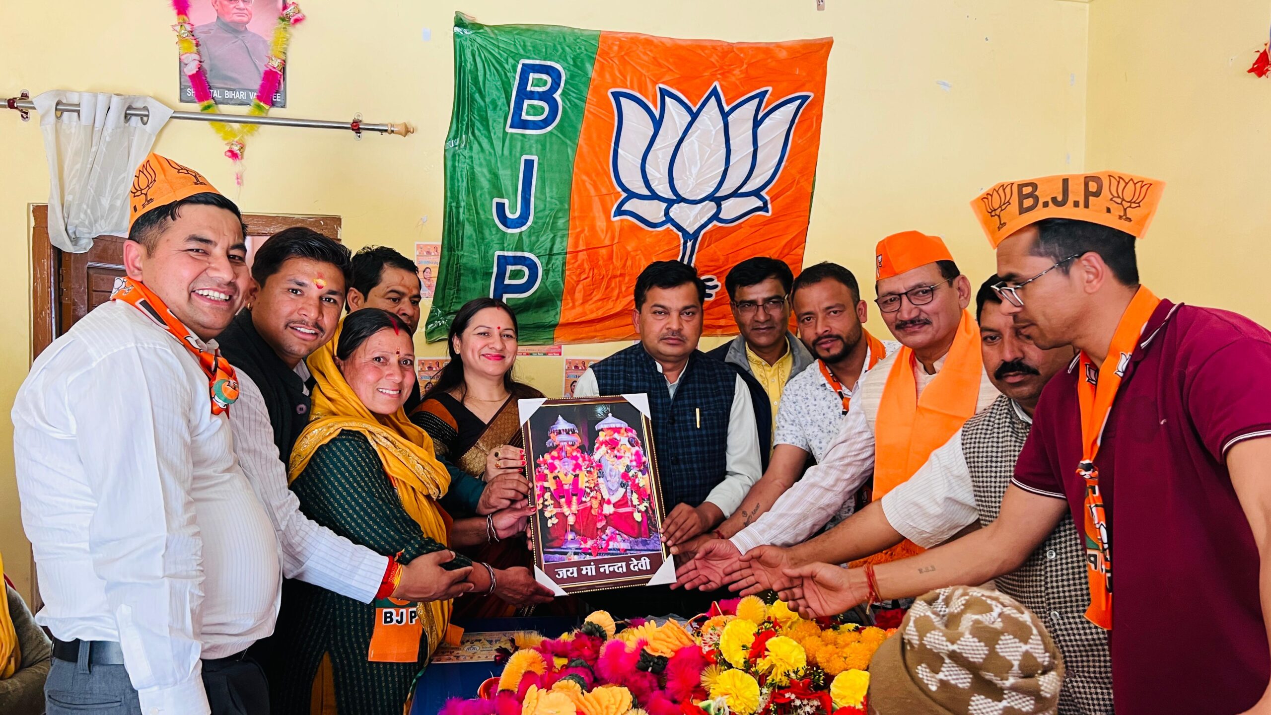 जड़ी बूटी सलाहकार समिति के उपाध्यक्ष बलवीर घुनियाल का नंदानगर क्षेत्र में हुआ गर्मजोशी के साथ स्वागत