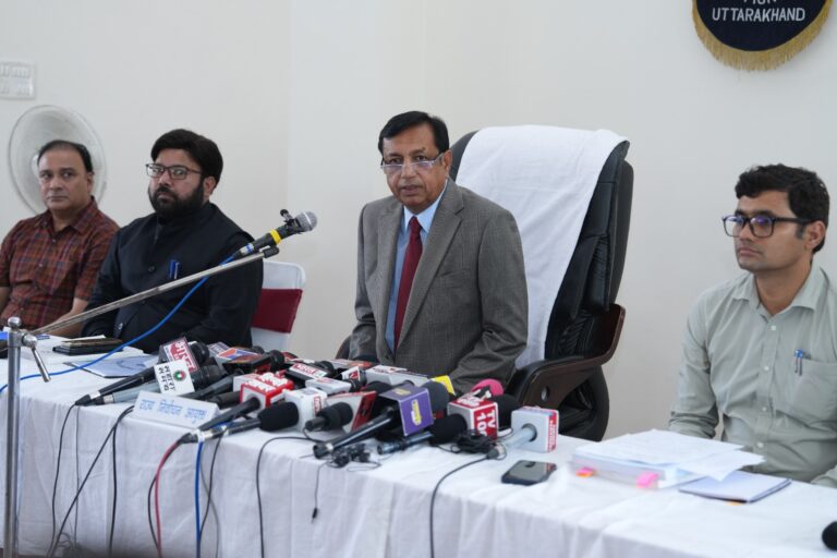 त्रिस्तरीय पंचायतों चुनाव की अधिसूचना जारी ,राज्य में नगरीय क्षेत्रों एवं जनपद हरिद्वार को छोड़कर आदर्श आचार संहिता लागू