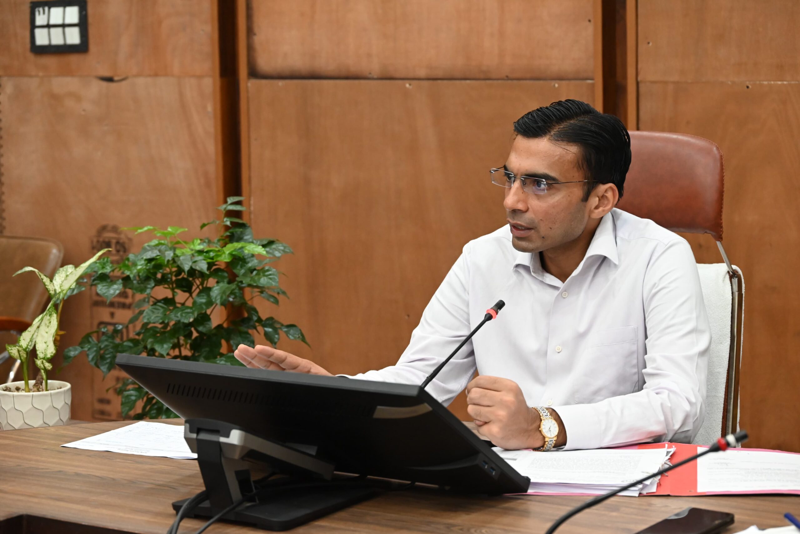 एक और बैंक आया जिला प्रशासन के रडार पर; डीएम ने काटी आरसी