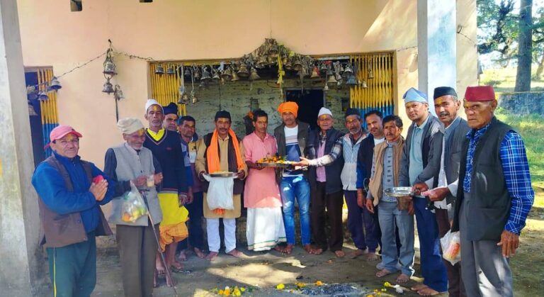 कार्तिक पूर्णिमा पर सिद्धपीठ बोधा नाग मंदिर के कपाट शीतकाल के लिए हुए बंद