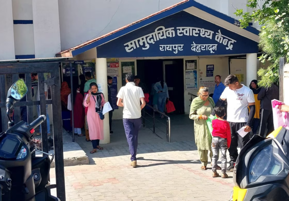 निजी मेडिकल स्टोर से दवा खरीदने के लिए विवश थे मरीज, जिला प्रशासन की कार्रवाई से सखते में दवा माफिया