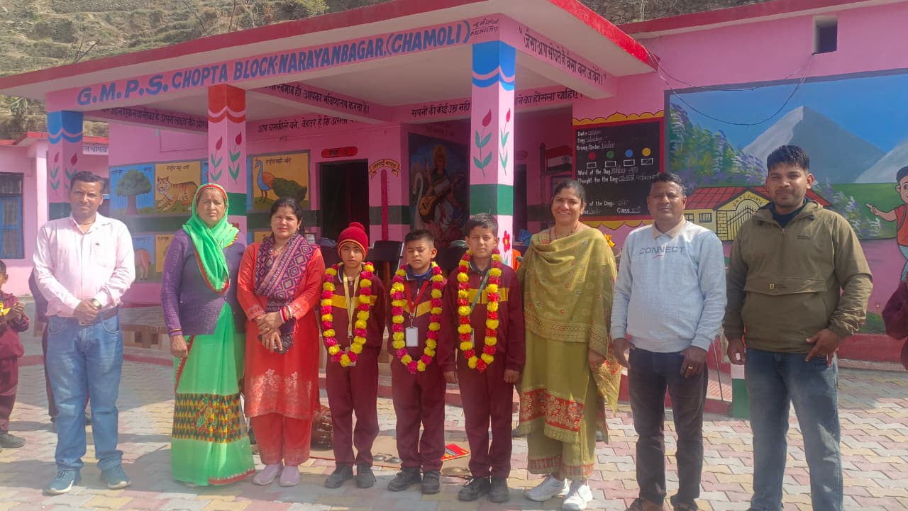 राजकीय आदर्श प्राथमिक विद्यालय चोपता के दो छात्र-छात्राएं सेनिक स्कूल प्रवेश परीक्षा में चयन