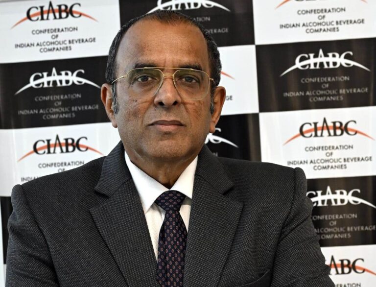 उत्तराखंड में मॉल और डिपार्टमेंटल स्टोर्स में पूरे भारत में बनी वाइन और स्पिरिट-युक्त पेय पदार्थों की बिक्री की अनुमति दी जाए: सीआईएबीसी डीजी अनंत एस. अय्यर