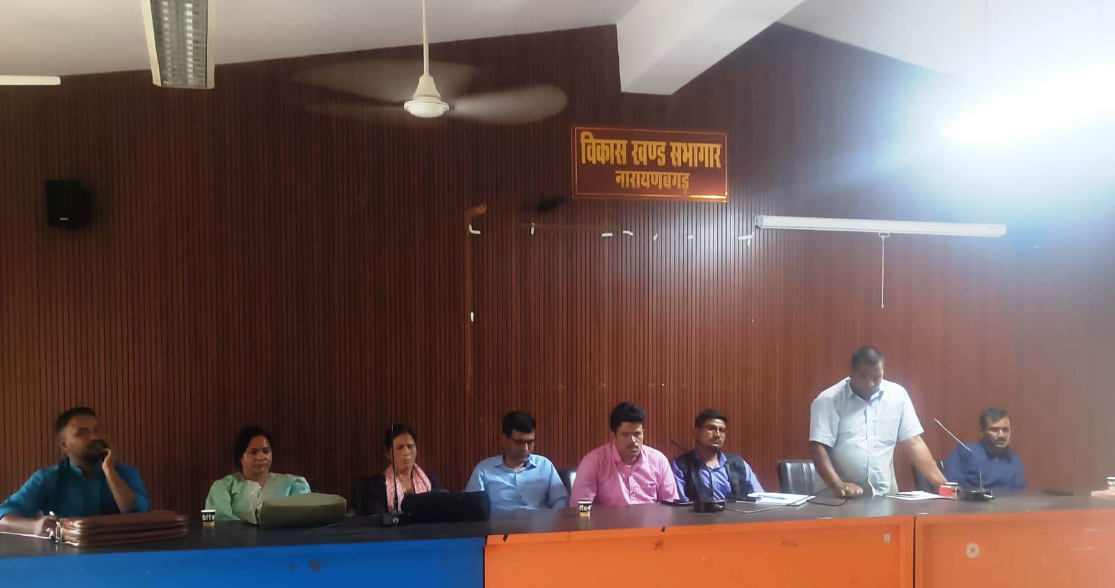 कर्मचारियों की कमी से प्रभावित हो रहे विकास कार्य, प्रधान संगठन ने जताई चिंता