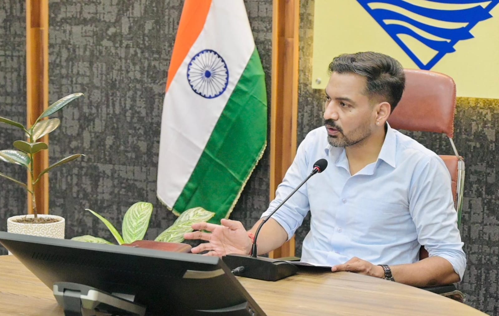 डीएम के निर्देश-क्यूआरटी, आपदा प्रबंधन तंत्र और राहत एजेंसियां 24 घंटे रहे सक्रिय