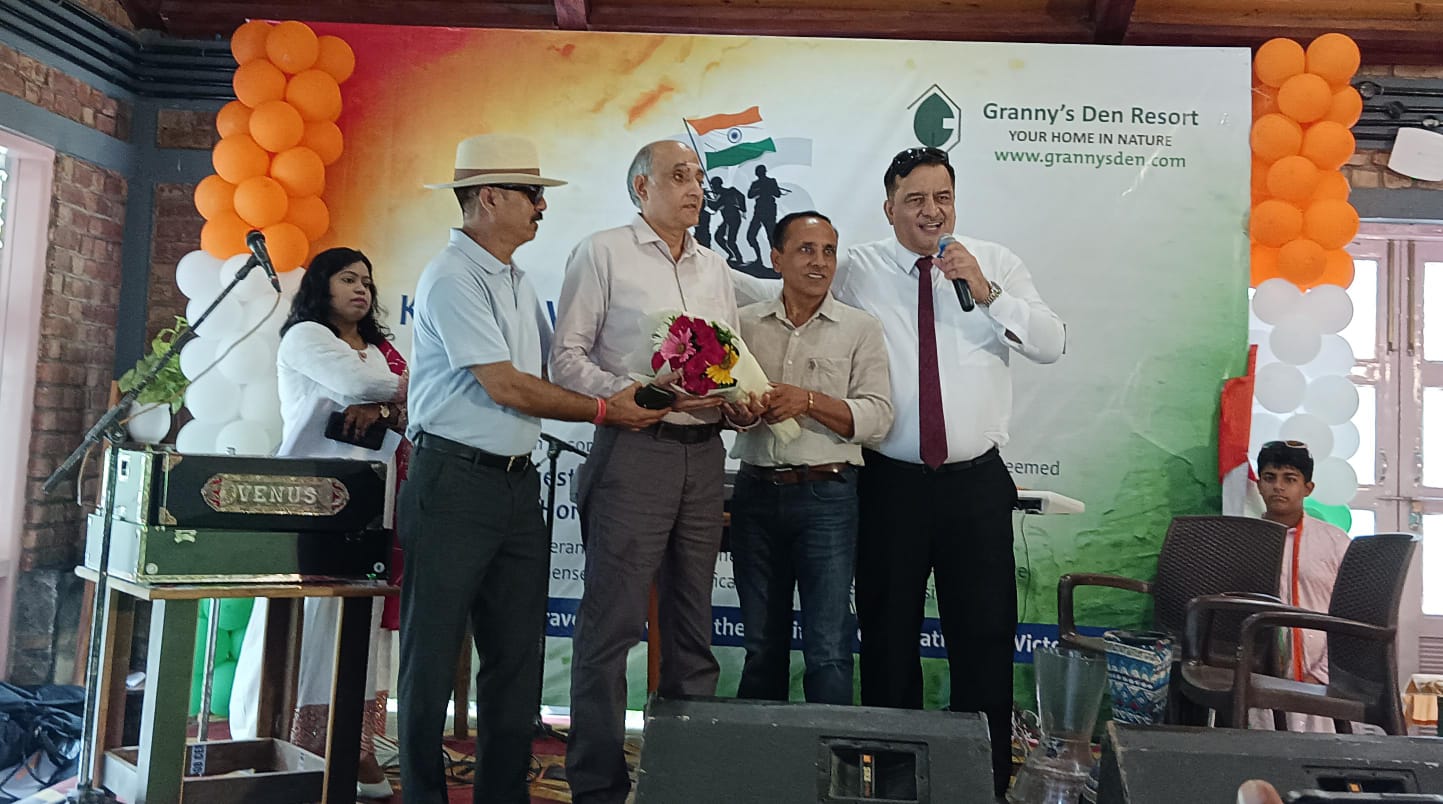 वीर सैनिकों, वीर नारियों और पूर्व सैन्य अधिकारियों का हुआ सम्मान, देशभक्ति से गूंजा पूरा परिसर