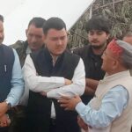मोहकमपुर–आशारोड़ी एलिवेटेड रोड प्रकरण: जिला प्रशासन ने धरना दे रहे प्रभावितों एवं एनएचएआई के प्रतिनिधियों से की वार्ता